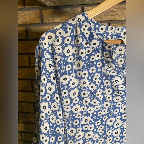 ‎Gorgeous C EST. 1946 floral top - Picture 2 of 8
